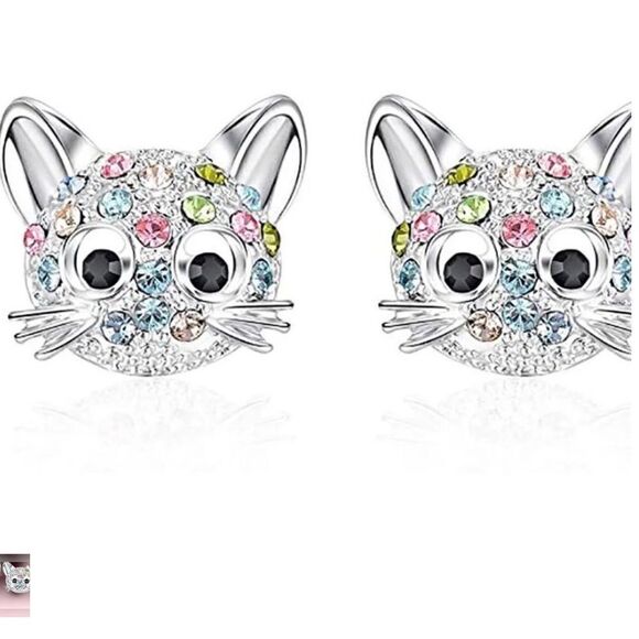 🐱 Betsey Johnson sparkling kitty cat silver stud earrings 🐱 - Picture 3 of 3